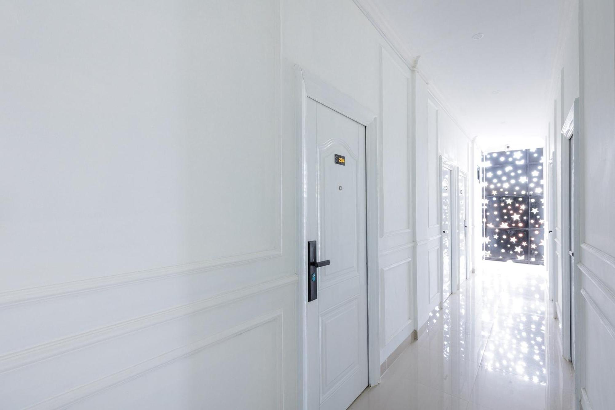 Urbanview Hotel Amira Syariah Bogor Pamoyanan Ngoại thất bức ảnh